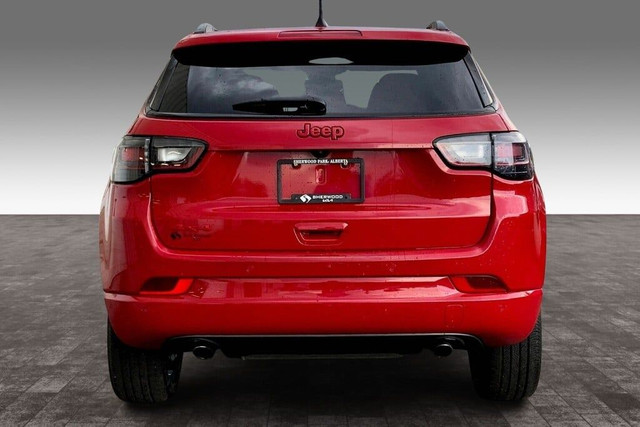 2023 Jeep Compass LIMITED 4X4 RED ED. in Cars & Trucks in Strathcona County - Image 4