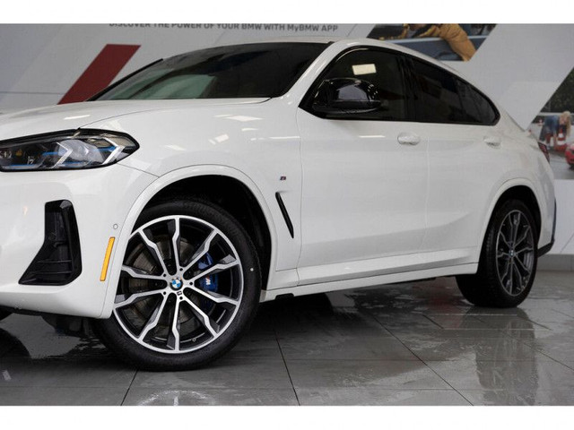2022 BMW X4 M40i in Cars & Trucks in Vancouver - Image 2