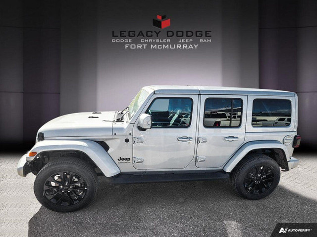 2023 Jeep WRANGLER 4-Door HIGH ALTITUDE in Cars & Trucks in Fort McMurray - Image 3