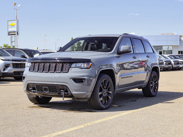 2021 Jeep Grand Cherokee Altitude 4x4 3.6L in Cars & Trucks in Edmonton - Image 4