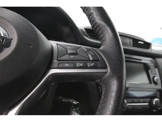 2020 Nissan Rogue SE / AWD in Cars & Trucks in Lévis - Image 25