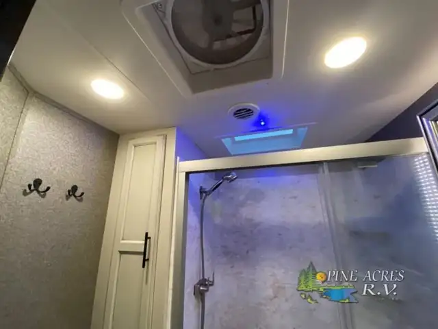 2021 Jayco Eagle 321RSTS in Travel Trailers & Campers in Truro - Image 40