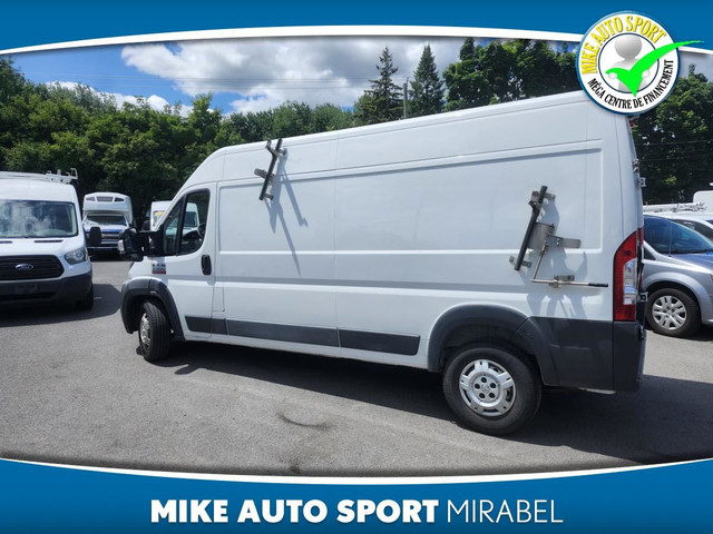 RAM ProMaster fourgonnette utilitaire 2500 toit élevé 159 po 201 in Cars & Trucks in Laval / North Shore - Image 3