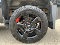 Looking for a powerful and luxurious pickup truck that can handle anything the Canadian landscape th... (image 9)