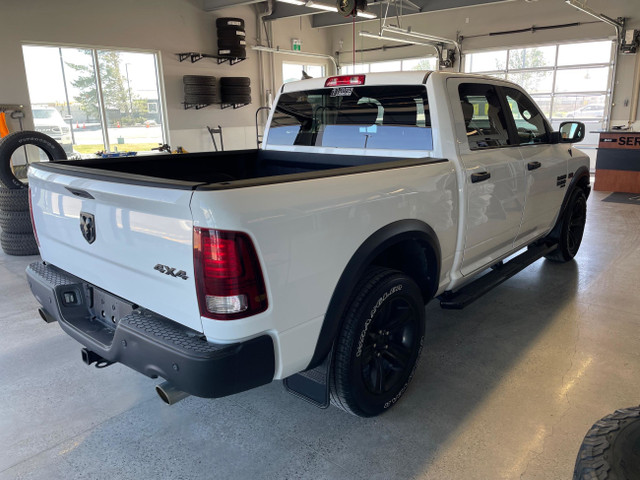 2021 RAM 1500 Classic SLT WARLOCK | 6-PASSENGER | REMOTE START | in Cars & Trucks in Lethbridge - Image 4