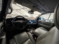 Stock#: 251297AThe 2018 Toyota Sequoia Limited 5.7L V8 Canada is a powerful, full-size SUV designed... (image 6)