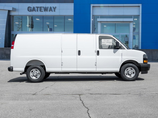 2025 Chevrolet Express 2500 Work Van in Cars & Trucks in Mississauga / Peel Region - Image 3