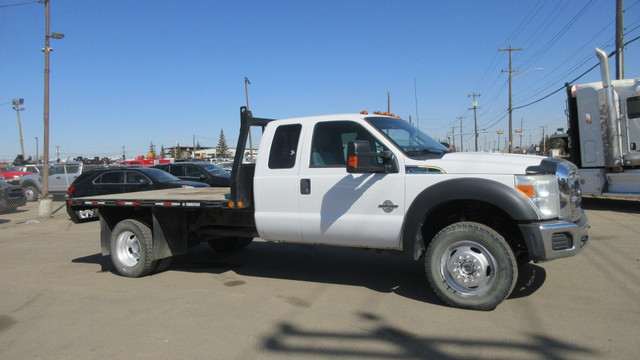 2013 Ford F-550 XLT EXTENDED CAB FLAT DECK in Cars & Trucks in Edmonton - Image 4
