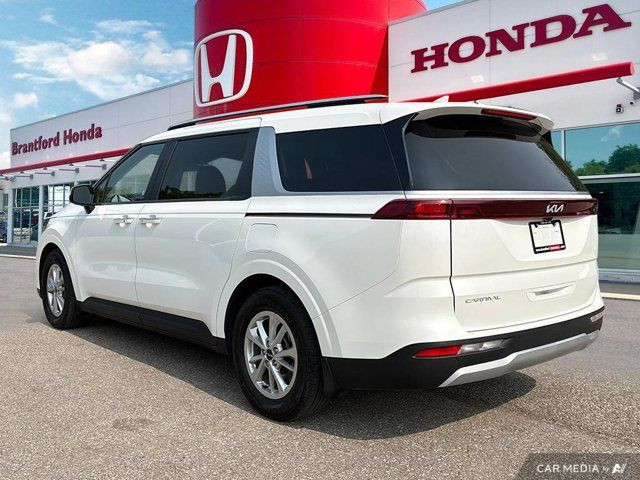 2024 Kia Carnival LX | Heated Seats | Lane Keeping | CarPlay in Cars & Trucks in Brantford - Image 4