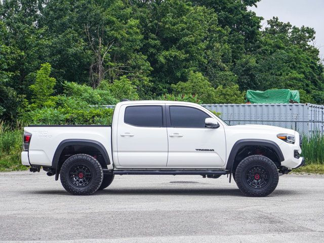 2023 Toyota Tacoma 4WD DBL AT SB- Sunroof - Heated Seats in Cars & Trucks in Barrie - Image 2