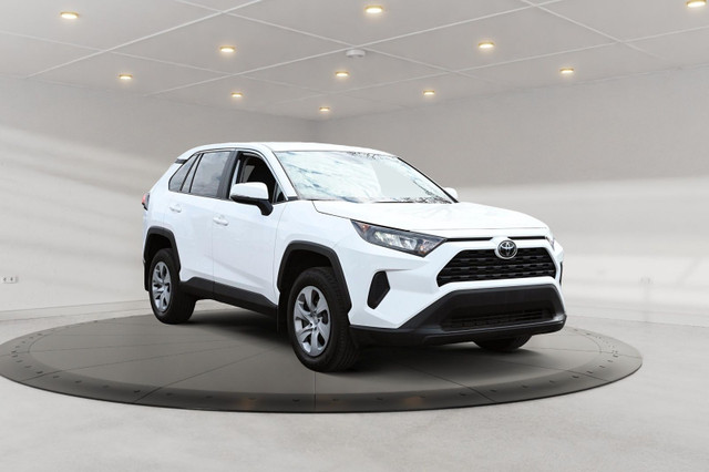 2023 Toyota RAV4 LE AWD 2023 APPLE CARPLAY SIEGES CHAUFFANTS CAM in Cars & Trucks in Longueuil / South Shore - Image 3