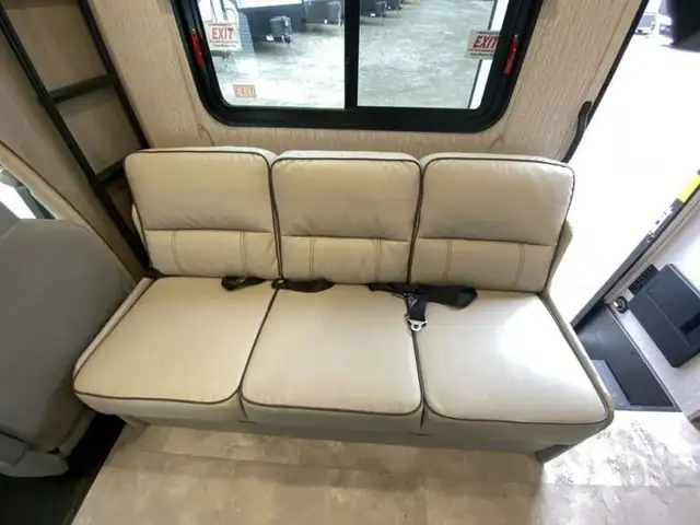 2023 Coachmen RV Freelander 27QB in RVs & Motorhomes in Kamloops - Image 34