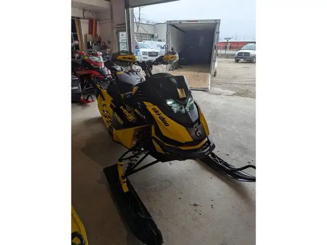 2024 Ski-Doo MXZ XRS 850 COMP TURBO in Snowmobiles in Sarnia - Image 5