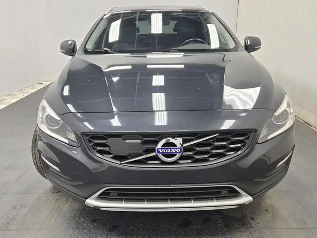 2018 Volvo V60 Cross Country T5 PREMIER, CUIR, VOLANT CHAUFFANT, in Cars & Trucks in Longueuil / South Shore - Image 14
