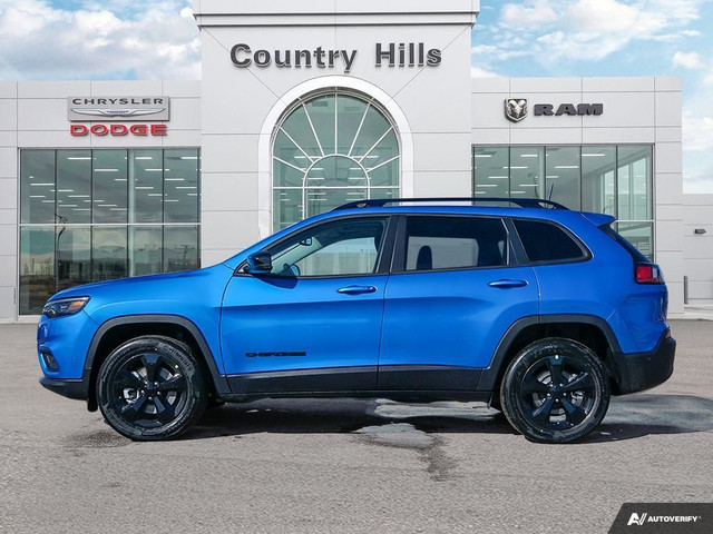  2023 Jeep Cherokee Altitude in Cars & Trucks in Calgary - Image 3