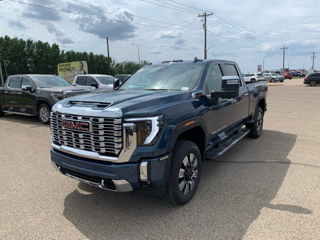 2025 GMC Sierra 2500HD in Cars & Trucks in City of Toronto - Image 3