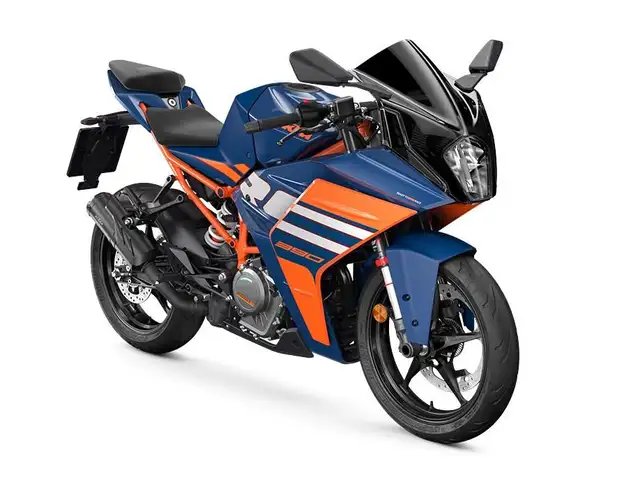 2024 KTM RC 390 in Sport Touring in Granby - Image 2
