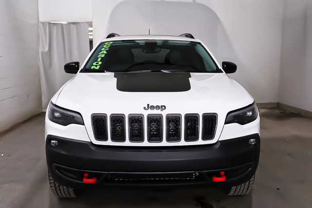2022 Jeep Cherokee TRAILHAWK ELITE + 4X4 + TOIT PANO SIEGES CHAU in Cars & Trucks in Laval / North Shore - Image 2