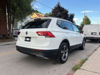 2019 Volkswagen Tiguan Stylish, Spacious Versatile! This compact SUV offers a comfortable ride, ampl... (image 5)
