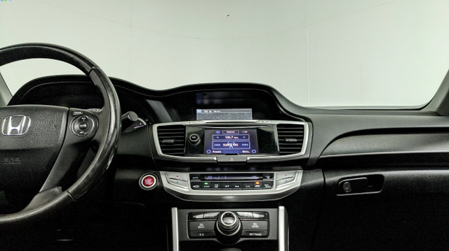 2013 Honda Accord Sedan Touring in Cars & Trucks in Lethbridge - Image 4