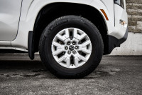 This 2023 Nissan Frontier is for sale today. This 4X4 pickup has 62,005 kms. It's white in colour .... (image 6)