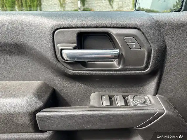 2025 GMC Sierra 1500 Pro in Cars & Trucks in Cowichan Valley / Duncan - Image 23