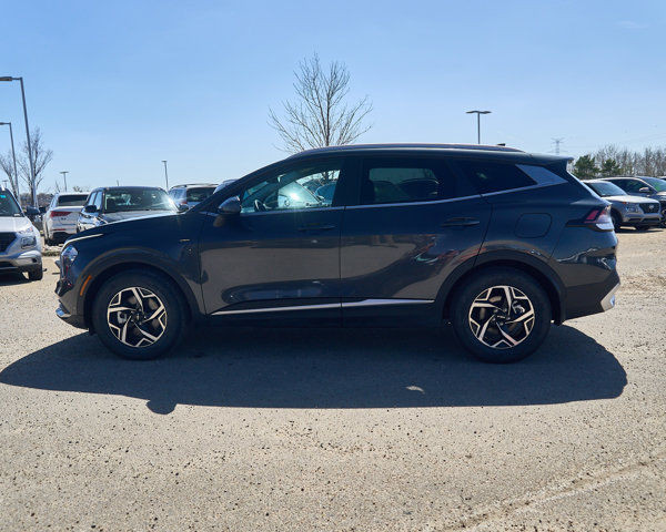 2023 Kia Sportage LX | Backup Cam | Lane Keep Assist in Cars & Trucks in Edmonton - Image 2