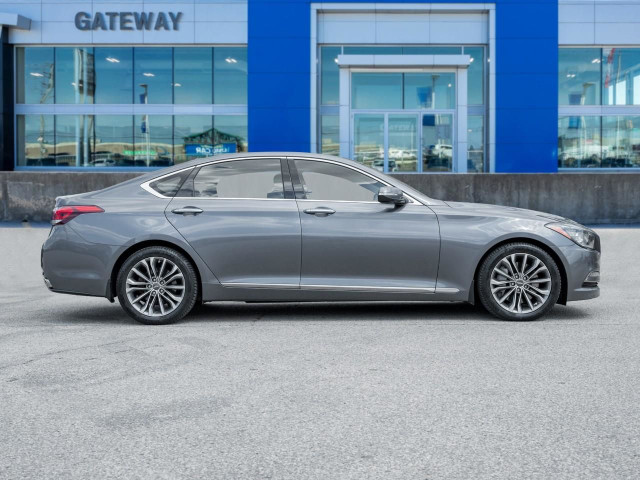 2015 Hyundai Genesis 3.8 Technology in Cars & Trucks in Mississauga / Peel Region - Image 3
