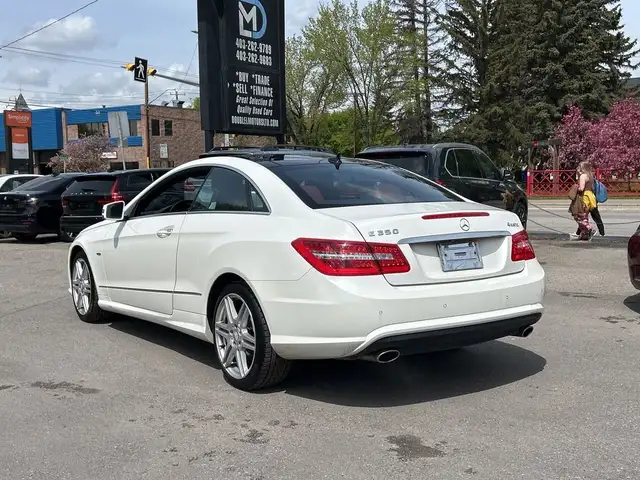 2012 Mercedes-Benz E-Class E 350 in Cars & Trucks in Calgary - Image 5