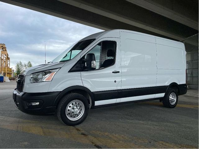2021 Ford Transit Cargo Van T-250 AWD 148WB MED ROOF 9070GVWR FL in Cars & Trucks in Delta/Surrey/Langley - Image 3