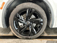 Experience the refined sportiness of this 2023 Volkswagen Tiguan Comfortline R-Line Black Edition. T... (image 9)