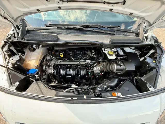 2018 Ford Transit Connect Van XLT - GAS SAVER - ONLY 160K! dans Autos et camions dans Région d’Oakville/Halton - Image 14