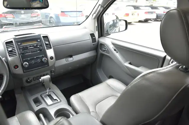 2012 Nissan Frontier dans Autos et camions dans Calgary - Image 20