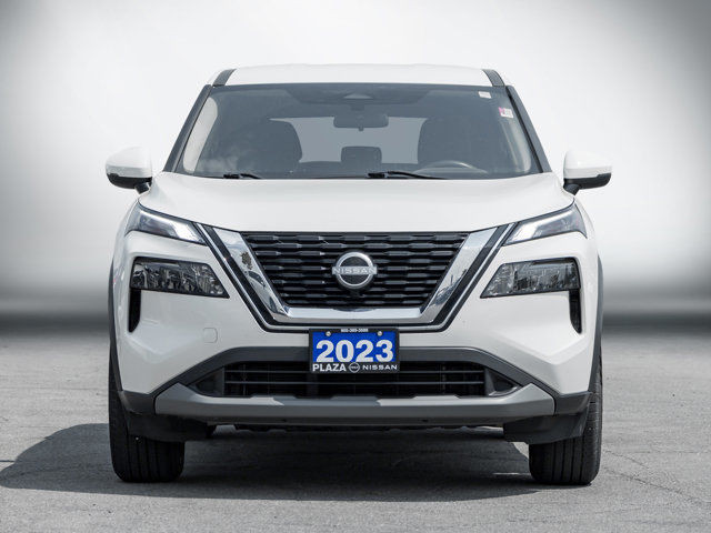 2023 Nissan Rogue S | One Owner | Clean Carfax | Alloy Rims in Cars & Trucks in Hamilton - Image 2