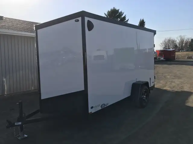 2025 IRON SERIES IRON V-NOSE CARGO - SINGLE AXLE STEEL TRAILER in Cargo & Utility Trailers in London - Image 5