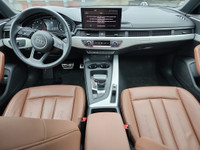2021 Audi A4 45 Komfort Gray quattro **LEATHER**, **APPLE CAR PLAY**, **SUNROOF**, **GPS**, 7-Speed... (image 2)
