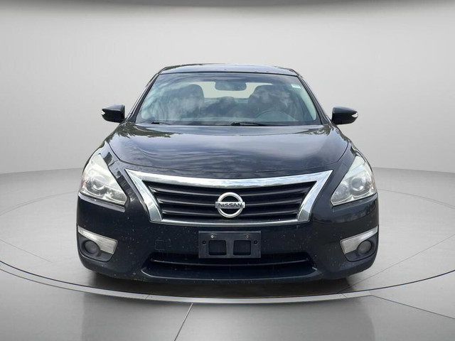 2015 Nissan Altima 4dr Sdn I4 CVT 2.5 SL in Cars & Trucks in Muskoka - Image 2
