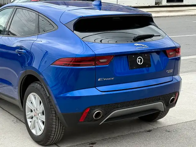 2018 Jaguar E-PACE S P250 | PREMIUM | LOADED | in Cars & Trucks in City of Toronto - Image 13