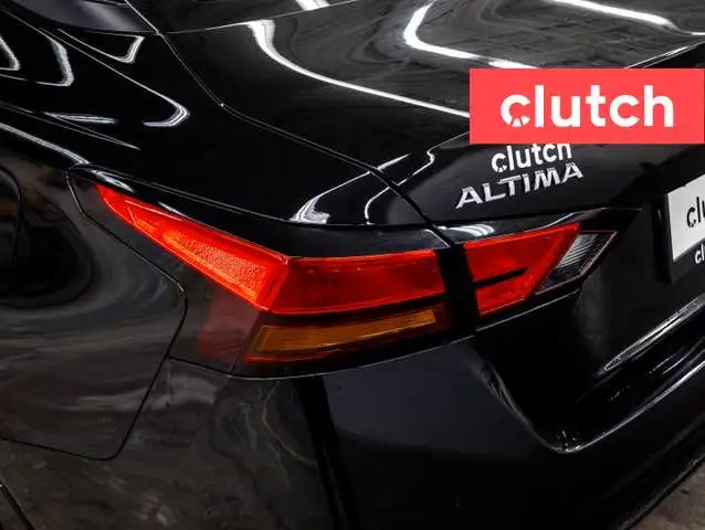 2019 Nissan Altima S w/Apple CarPlay, Heated Front Seats, Backup in Cars & Trucks in Bedford - Image 11