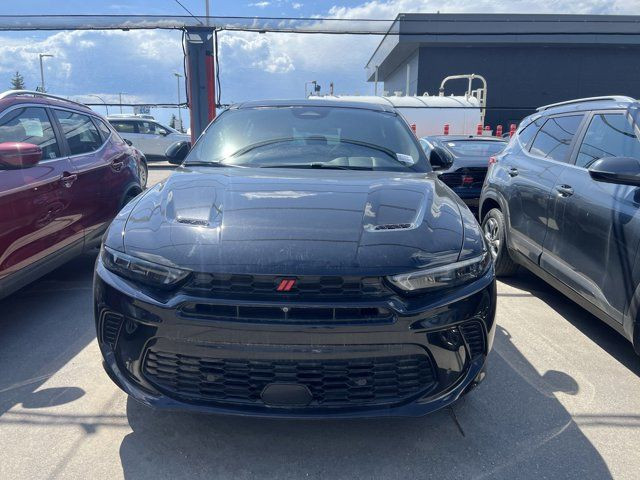 2024 Dodge Hornet R/T PLUS | PLUG-IN HYBRID | AWD | MOONROOF in Cars & Trucks in Calgary - Image 2