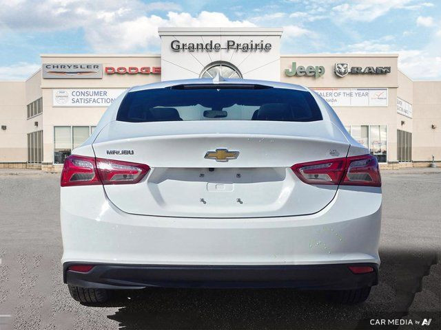 2022 Chevrolet Malibu LT | Cloth | Heated Seats in Cars & Trucks in Grande Prairie - Image 4