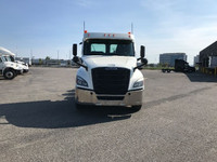 2020 FREIGHTLINER T12664ST;Heavy Duty Trucks - CONVENTIONAL W/O SLEEPER Penske Location 2500 PITFIEL... (image 1)
