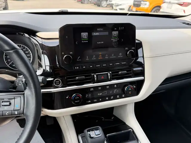 2022 Nissan Pathfinder SL in Cars & Trucks in Markham / York Region - Image 23