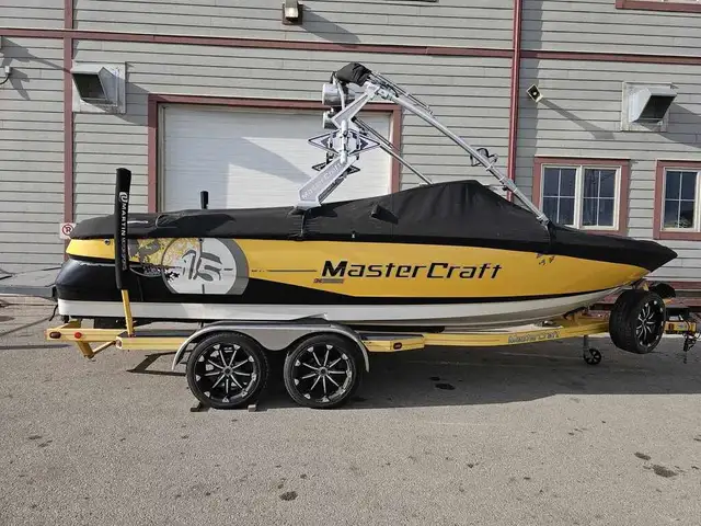 2010 Mastercraft X SERIES X 15 FINANCING AVAILABLE in Powerboats & Motorboats in Edmonton - Image 4