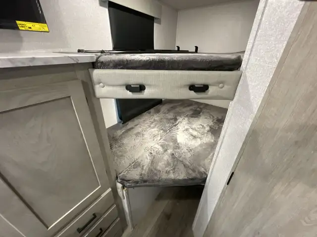 2022 Alta 2100MBH . in Travel Trailers & Campers in Kamloops - Image 25