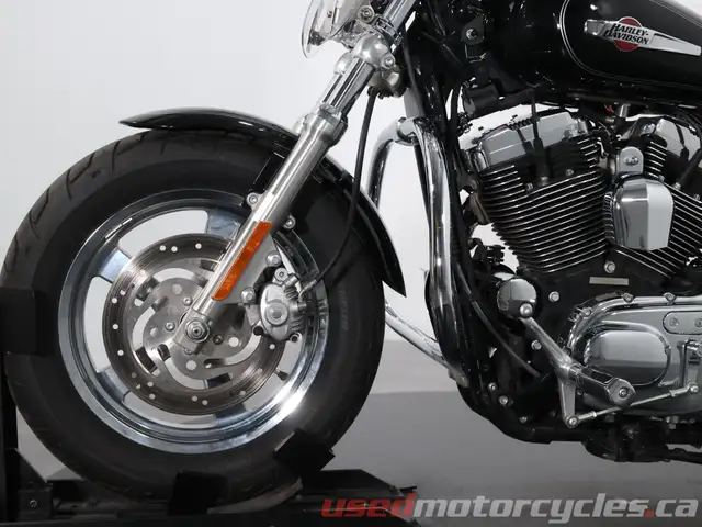 2011 Harley-Davidson® XLH1200C Sportster in Street, Cruisers & Choppers in Kelowna - Image 13