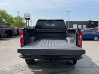 1 OWNER | ACCIDENT FREE | HEATED/COOLED SEATS | HEATED STEERING WHEEL | WIRELESS CHARGING | WIFI HOT... (image 4)