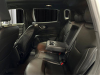 QUICK ORDER PACKAGE 29B ALTITUDE, TWO-TONE PAINT W/GLOSS BLACK ROOF, CONVENIENCE GROUP, SUN & SOUND... (image 9)