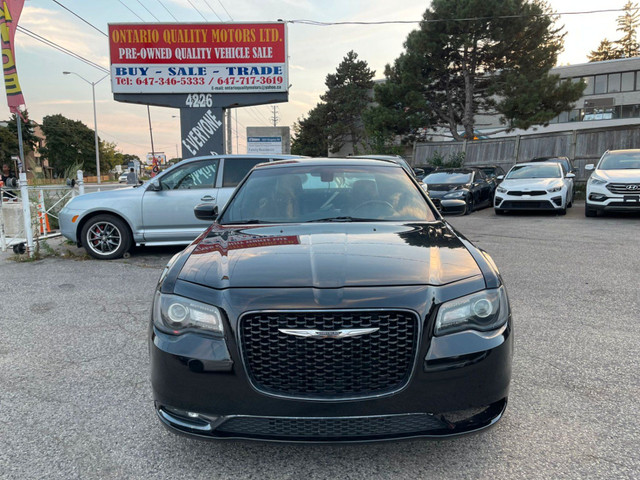 2018 Chrysler 300 300S | Clean CarFAX in Cars & Trucks in City of Toronto - Image 4