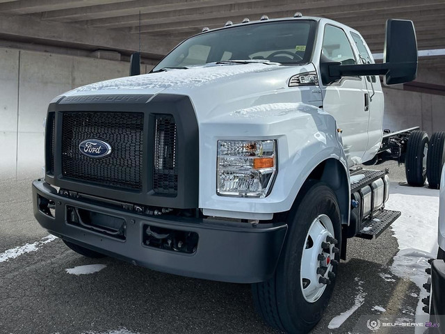 2025 Ford F650 SUPER CAB DOCK HGT in Cars & Trucks in Kamloops